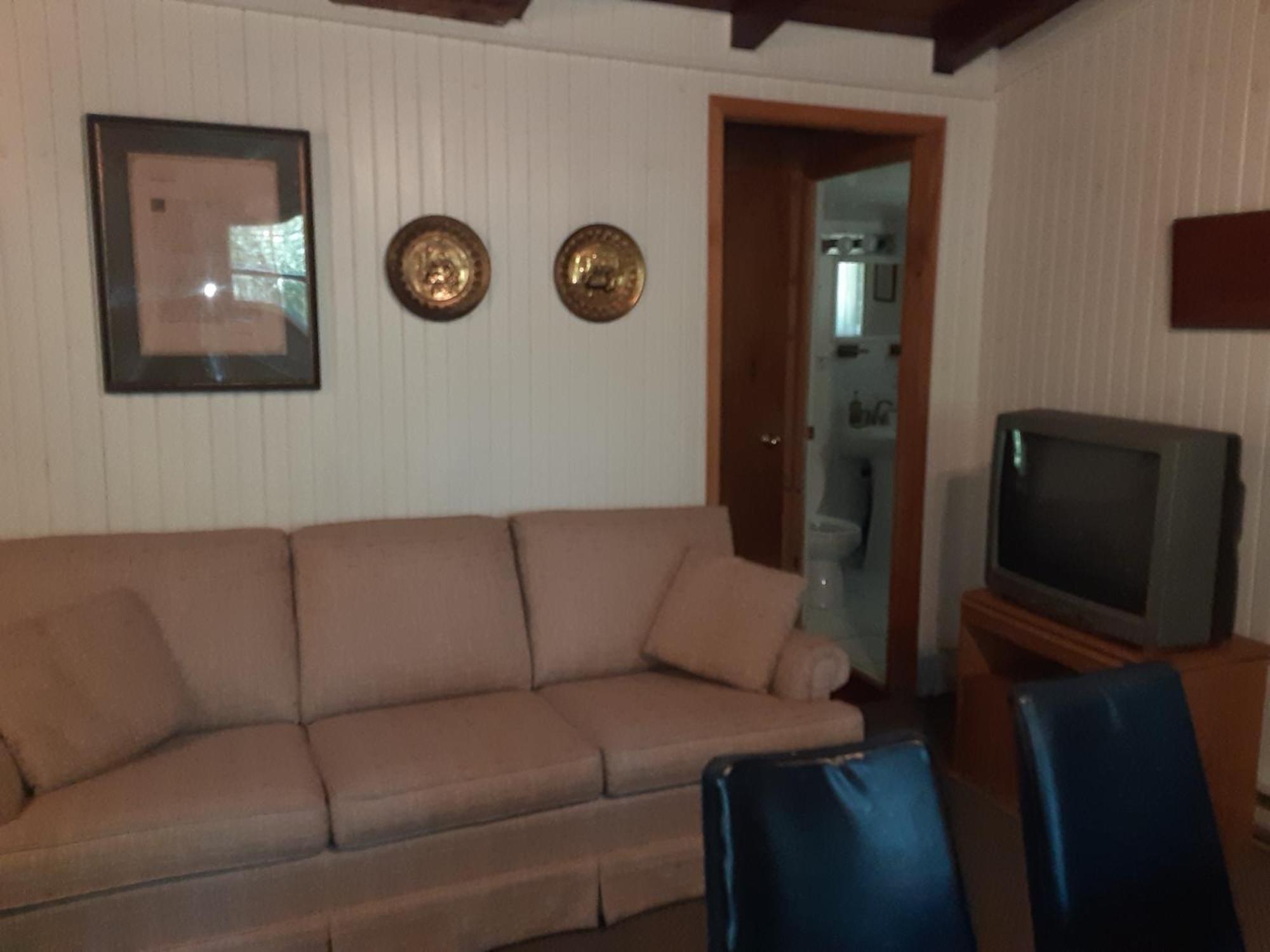 Sunny Birch Cottages ソーブル・ビーチ エクステリア 写真