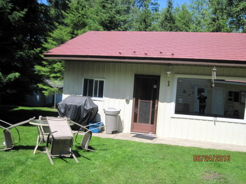 Sunny Birch Cottages ソーブル・ビーチ エクステリア 写真